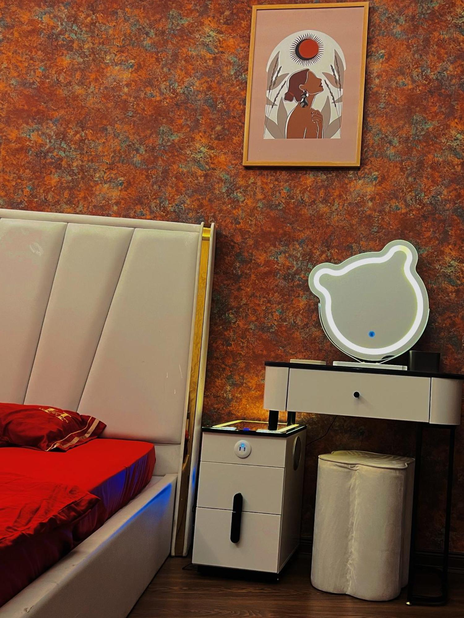 Venus Apartment Kham Thien Ханой Экстерьер фото