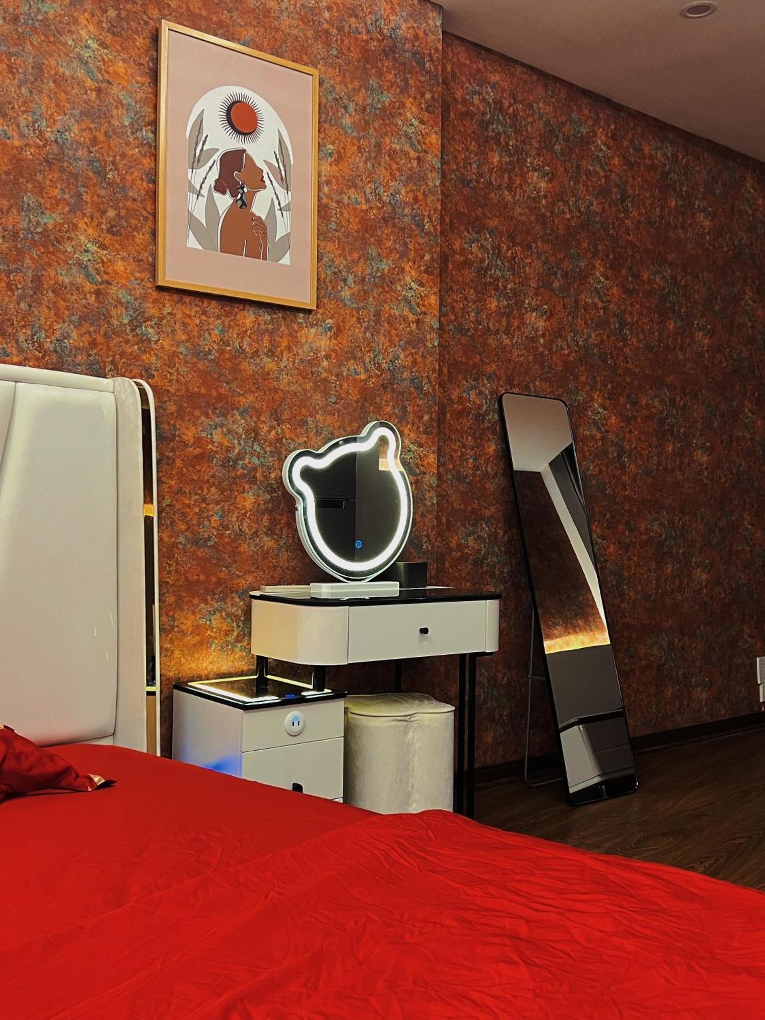 Venus Apartment Kham Thien Ханой Экстерьер фото