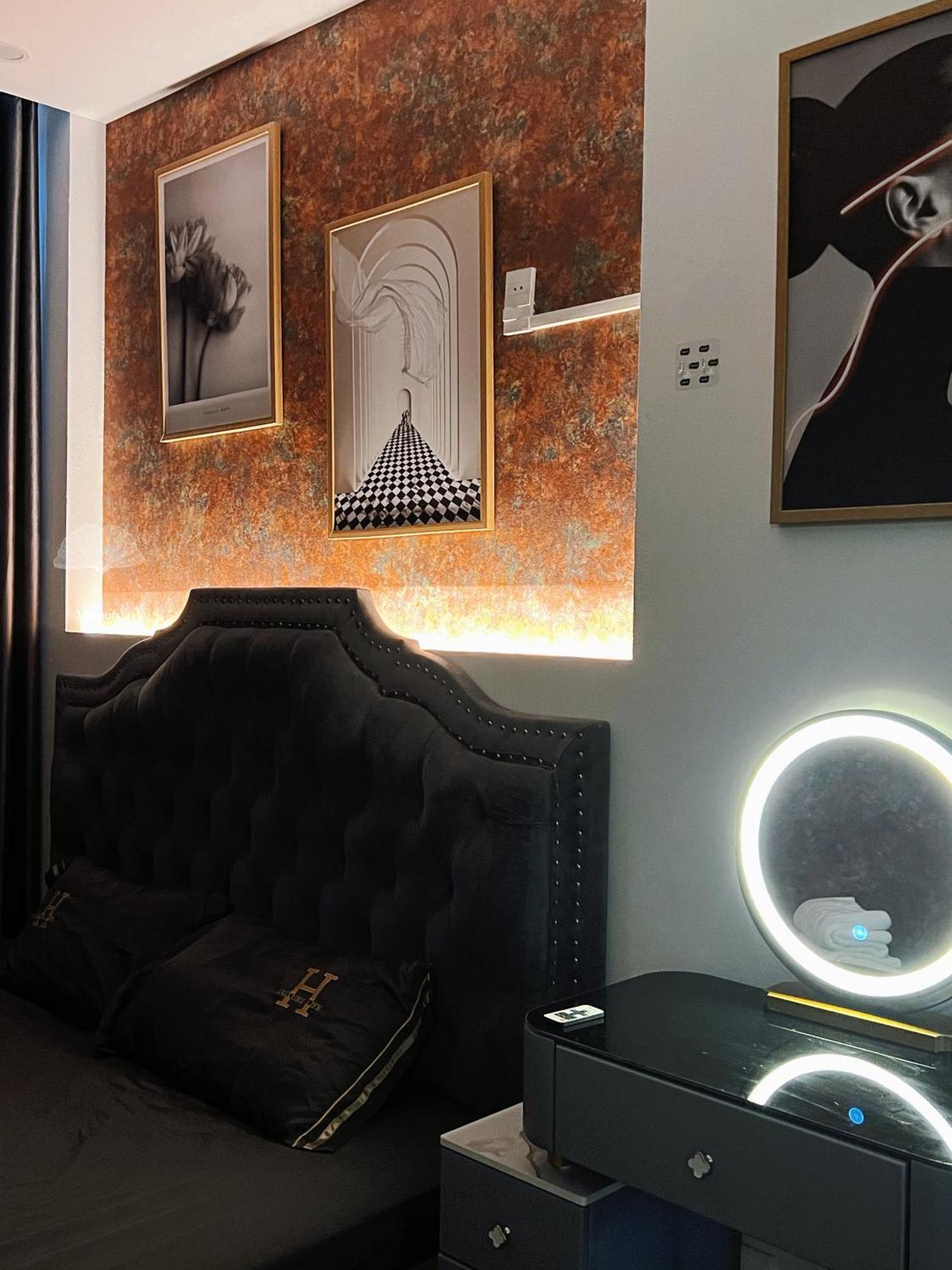 Venus Apartment Kham Thien Ханой Экстерьер фото